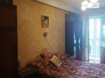Продаж 3к квартири 62 кв. м на вул. Ентузіастів 17 • ID 3483