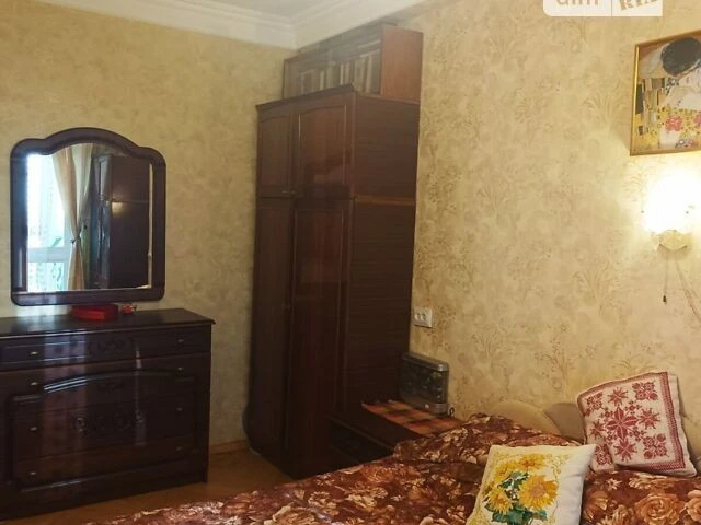 Продаж 3к квартири 62 кв. м на вул. Ентузіастів 17 • ID 3483