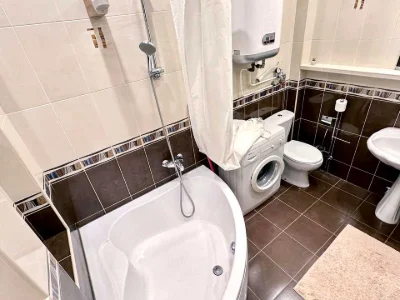 Квартира. Київ, Предславинська вул.