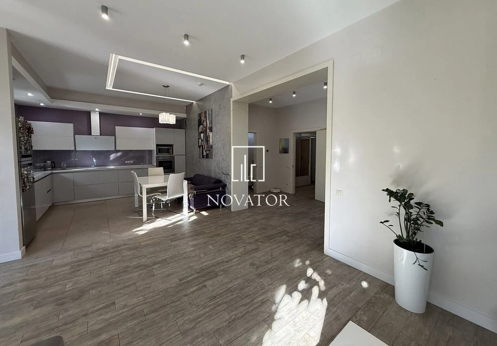 Продам готовий будинок 150м² біля лісу, Київ. Ремонт, меблі,