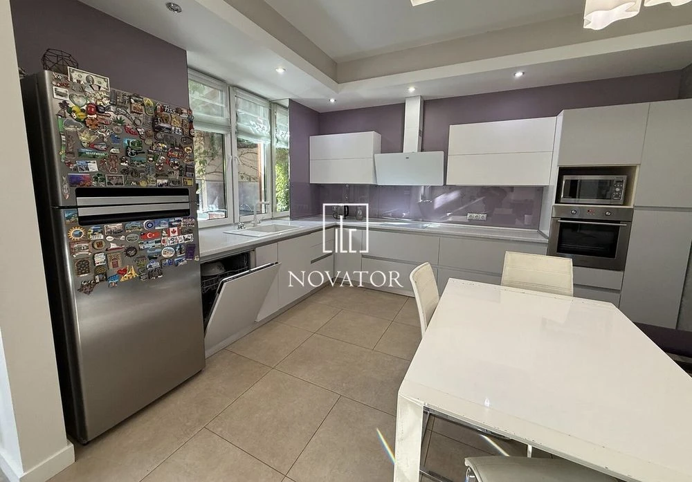 Продам готовий будинок 150м² біля лісу, Київ. Ремонт, меблі,