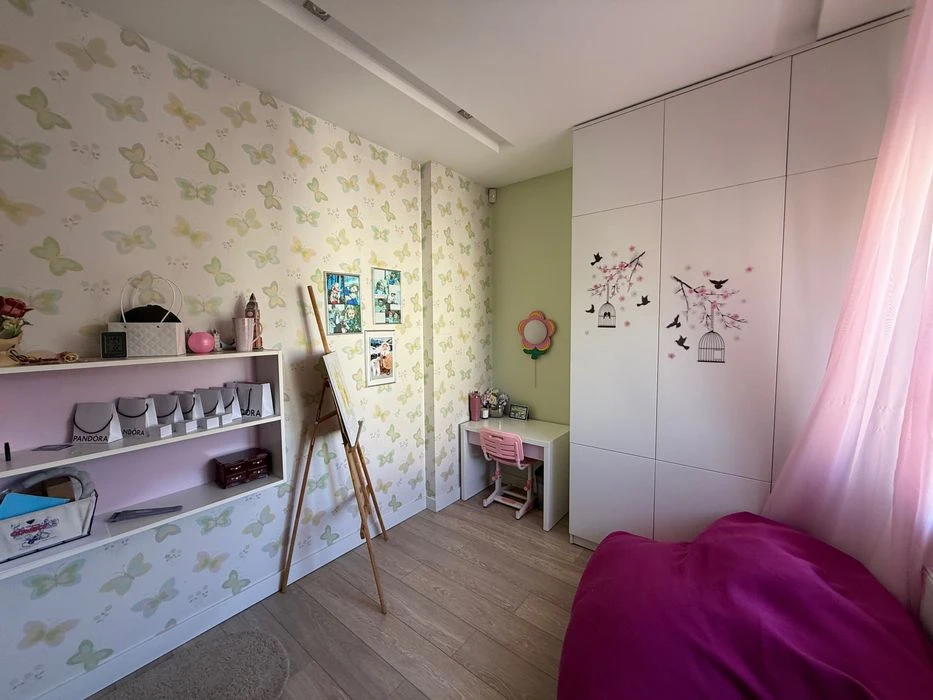 Продам готовий будинок 150м² біля лісу, Київ. Ремонт, меблі,