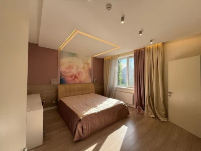 Продам готовий будинок 150м² біля лісу, Київ. Ремонт, меблі,