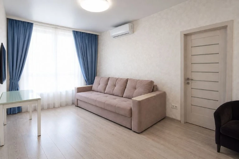 Оренда ЖК Комфорт Таун| 2 окремі спальні| 2 с/в| 5 поверх