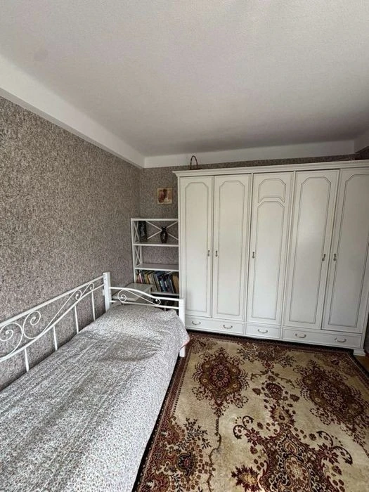 Оренда 2к квартири, вул Бойчука 13-Б, Печерськ, метро Звірин