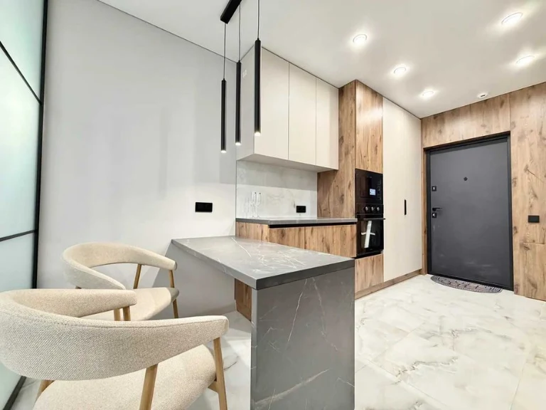 Стильна смарт квартира з балконом в Manhattan Up
