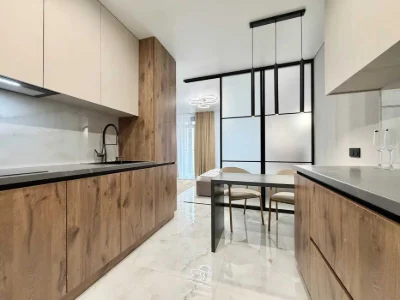 Стильна смарт квартира з балконом в Manhattan Up