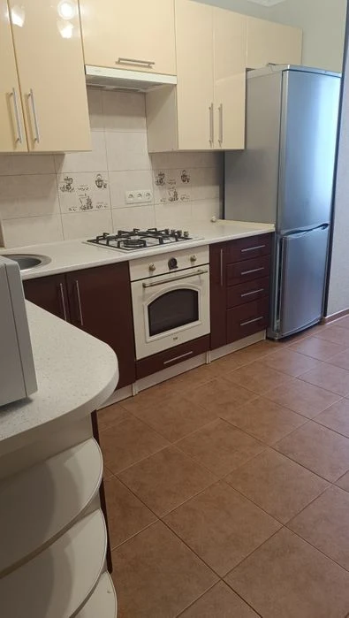 Продаж квартири в новому будинку з АГВ