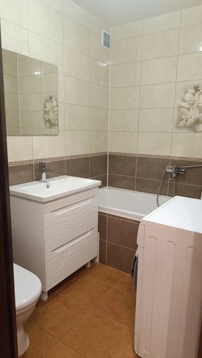 Продаж квартири в новому будинку з АГВ