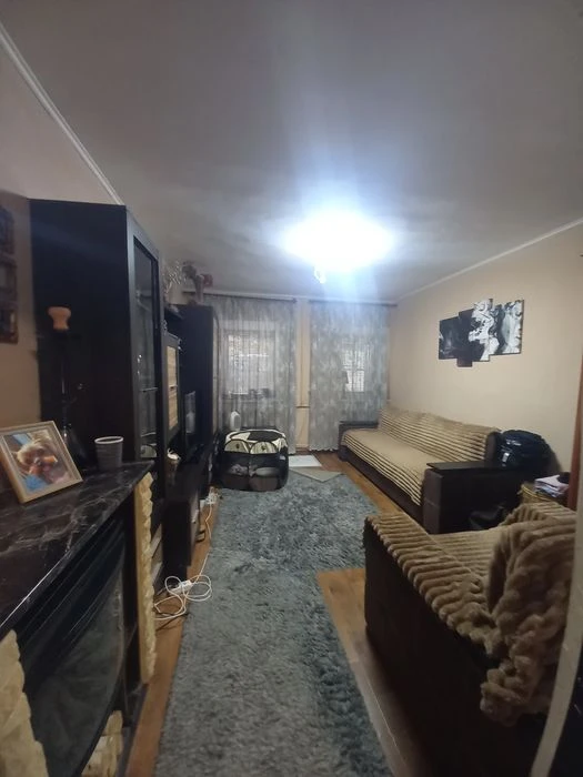 Продам 2х квартиру. Центр.
