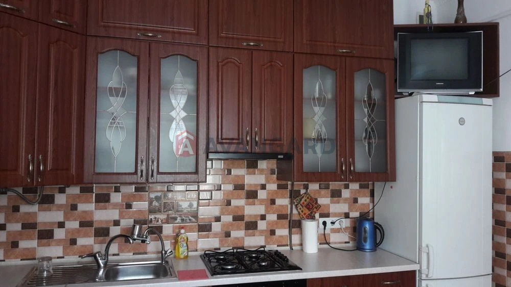 Продаж 2 кім кв | центр | австрійський будинок | без комісії