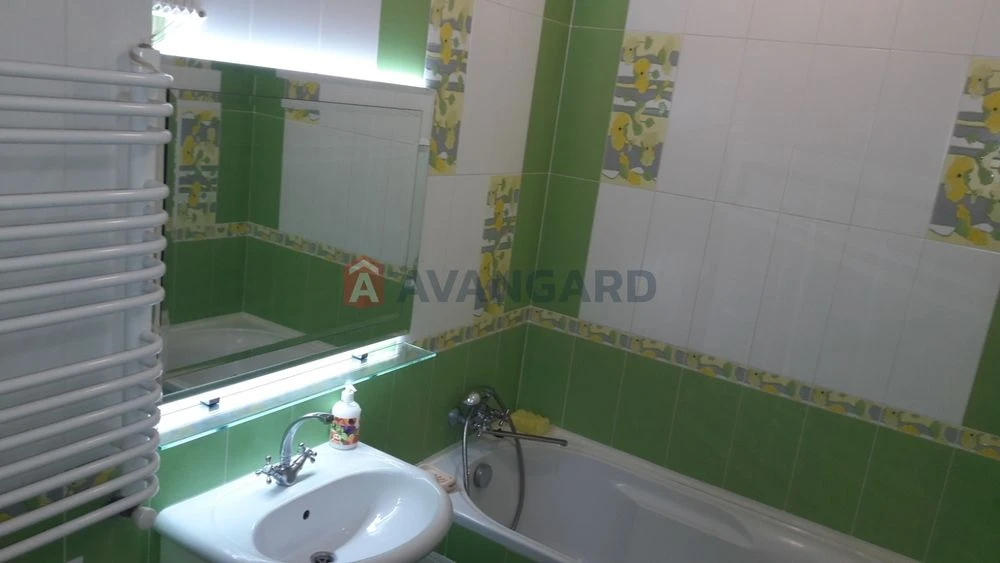 Продаж 2 кім кв | центр | австрійський будинок | без комісії