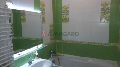 Продаж 2 кім кв | центр | австрійський будинок | без комісії