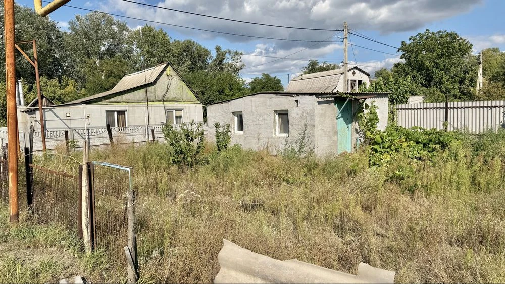 Продам участок с домом 25м/2 в Приднепровске