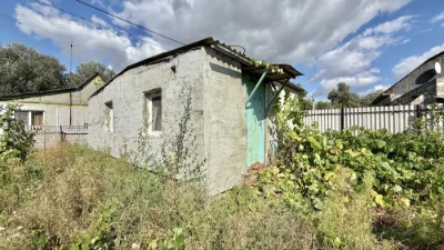 Продам участок с домом 25м/2 в Приднепровске