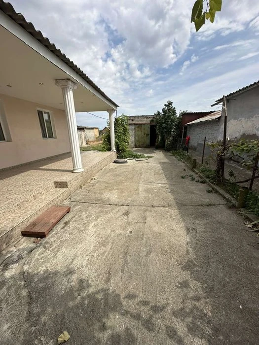Продается Дом Варваровка (раен турбазы) ремонт гараж.Участок
