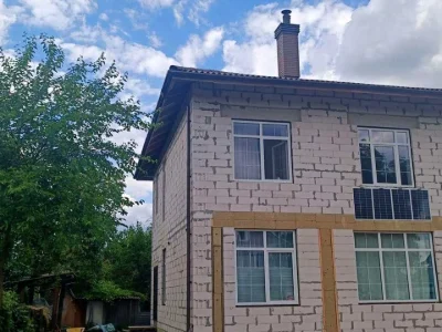 Будинок. Київ, 125-та Садова вул.