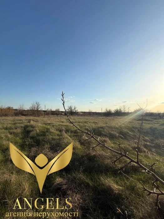 Продаж земельна ділянка 9.3 сот Лелеківка