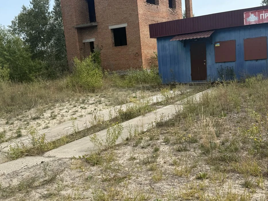 Земельна ділянка з Мафом в Ліску