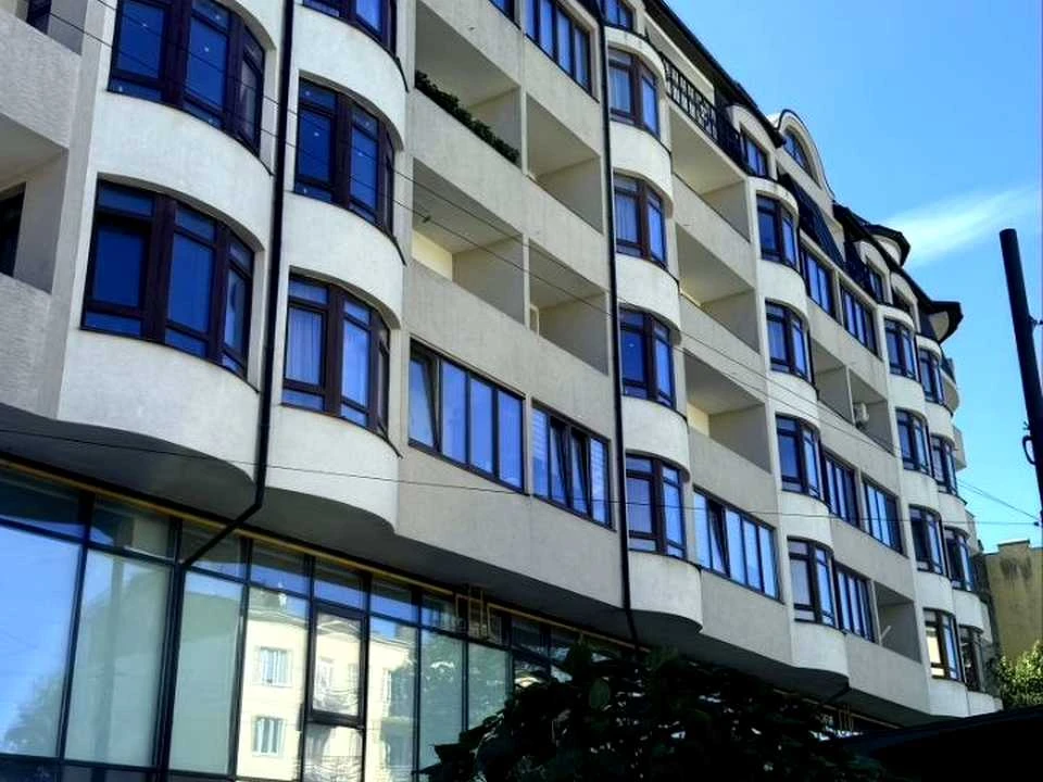 Квартира. Львів, Богдана Хмельницького вул.