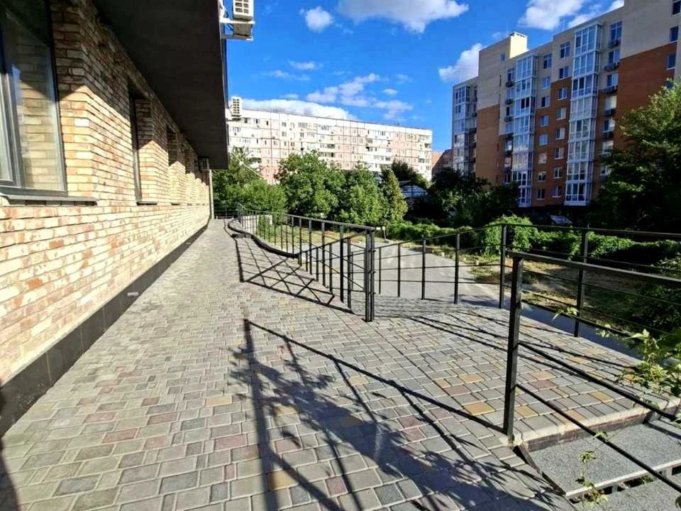 Квартира. Дніпро, Землеробський пров.