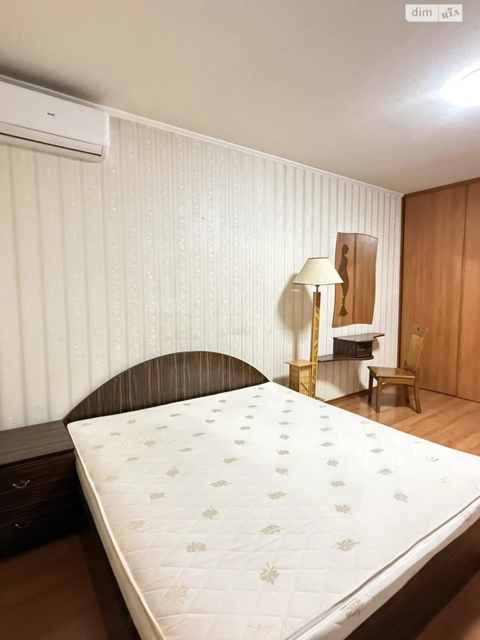 Продаж Квартира Позняки