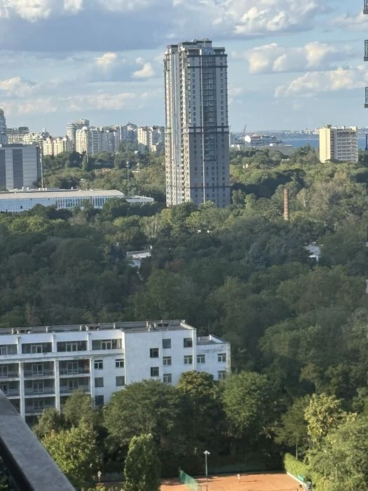 ЖК Елада Однокімнатна квартира! Парк Перемоги! Боковий вид м