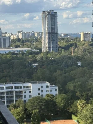 ЖК Елада Однокімнатна квартира! Парк Перемоги! Боковий вид м