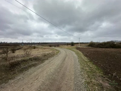 Продаж 2 га земельноі ділянки