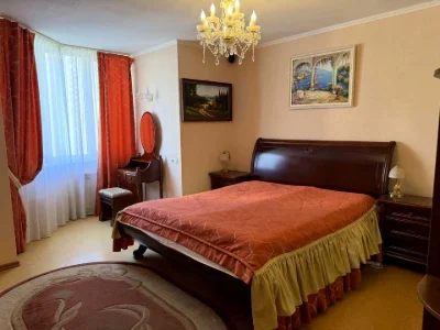 Квартира. Київ, Урлівська вул.