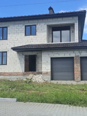 Продаж будинку вечірньому  масиві "Розсошанський