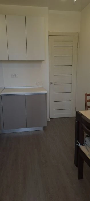 For sale 3-room apartment in Saltovka, Sobornosti Ukrainy Street 279