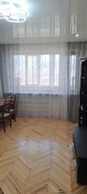 For sale 3-room apartment in Saltovka, Sobornosti Ukrainy Street 279