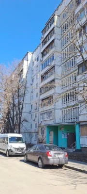 For sale 3-room apartment in Saltovka, Sobornosti Ukrainy Street 279