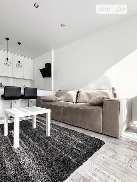 For sale 1-room apartment 32 sq. m on Kakhovska Street 62A • ID 34646
