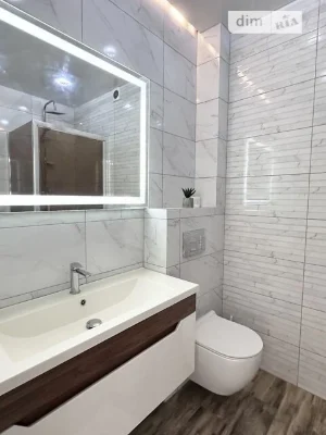 For sale 1-room apartment 32 sq. m on Kakhovska Street 62A • ID 34646