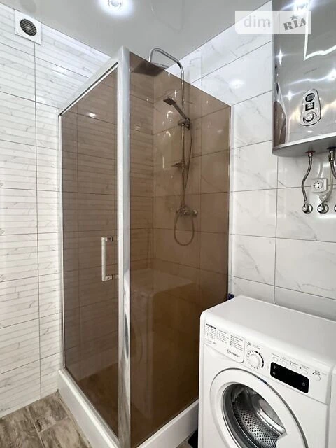 For sale 1-room apartment 32 sq. m on Kakhovska Street 62A • ID 34646
