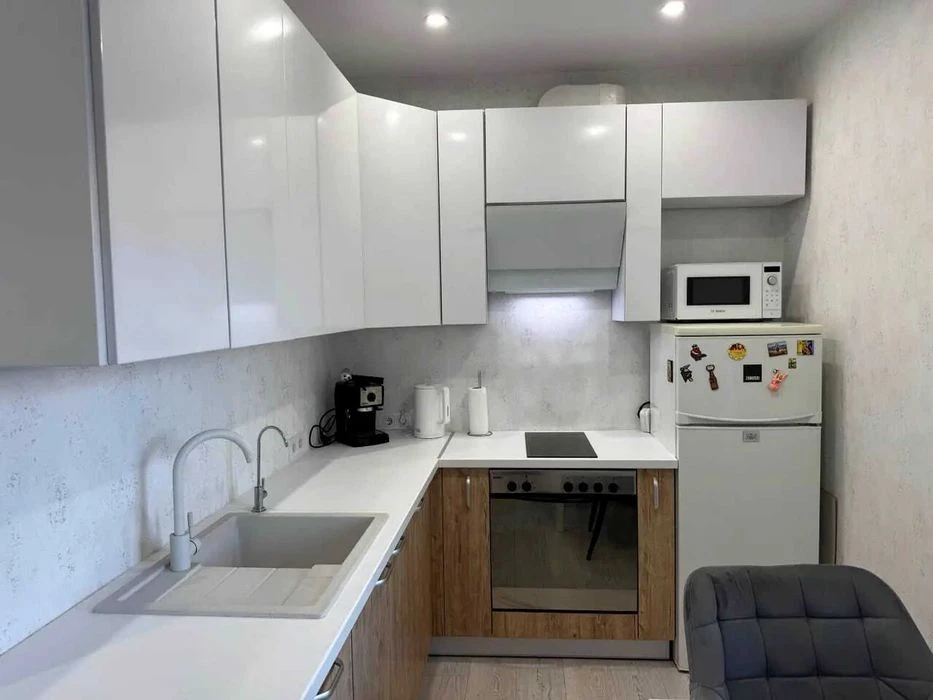 Продаж 2 кім квартири, Антоновича 125 А, М. Палац Україна.