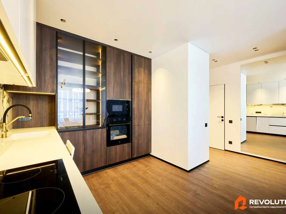 Apartment. Kyiv, Oleksandra Olesia St.
