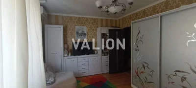Продаж 2-к квартири вул. Вишняківська 19/19