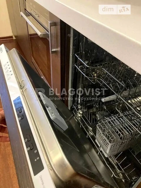 Довготривала оренда 2к квартири на вул. Дмитрівська 69 • ID