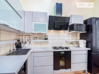For sale 2-room apartment 68 sq. m. on Saksaganskoho St. 43 • ID 3