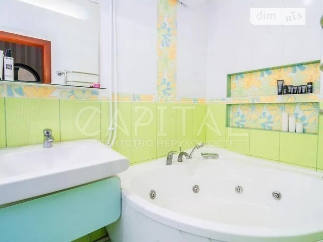 For sale 2-room apartment 68 sq. m. on Saksaganskoho St. 43 • ID 3