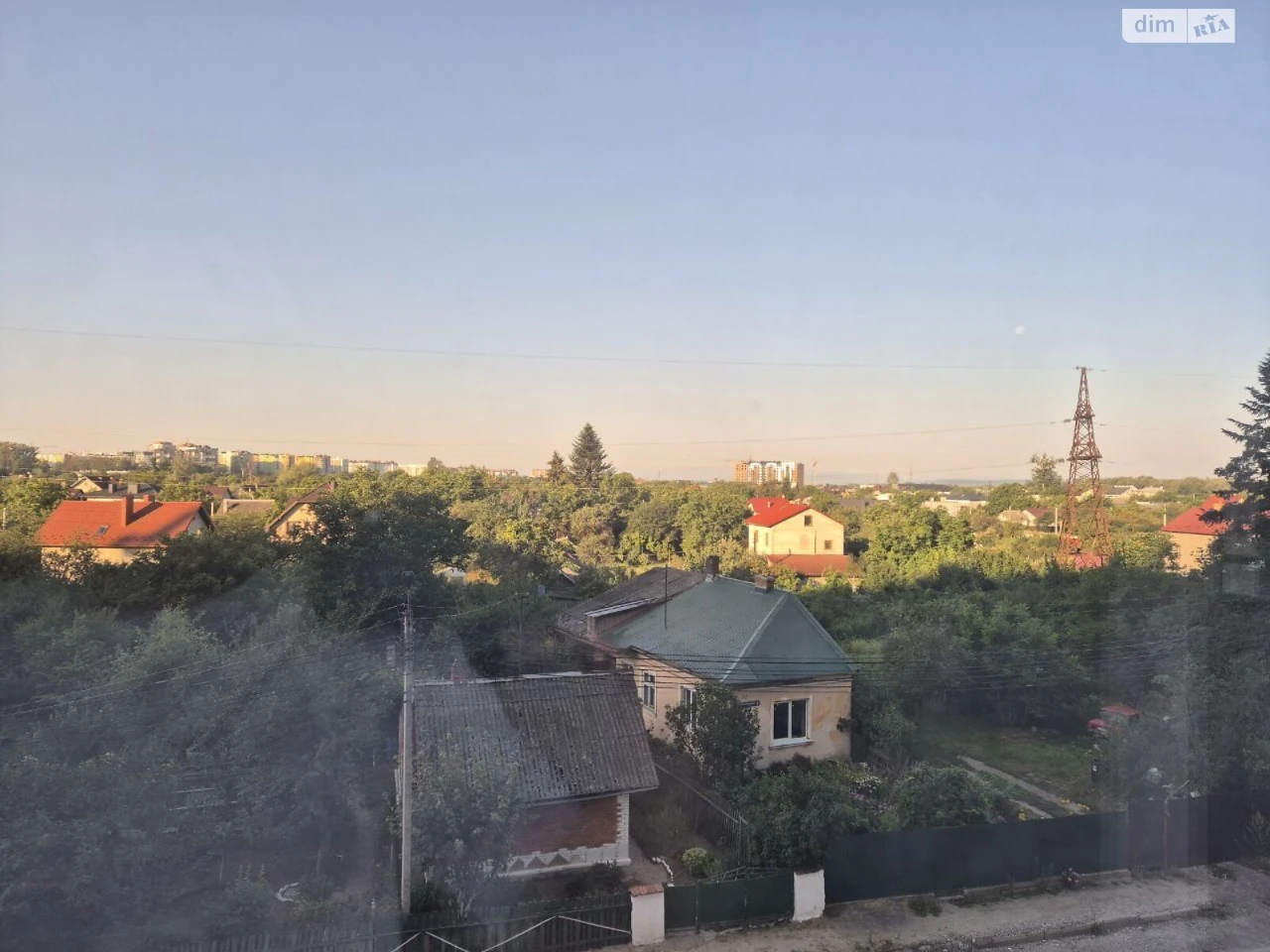 Продаж Квартира Набережна