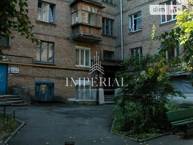 Довготривала оренда 2к квартири на вул. Академика Філатова 3