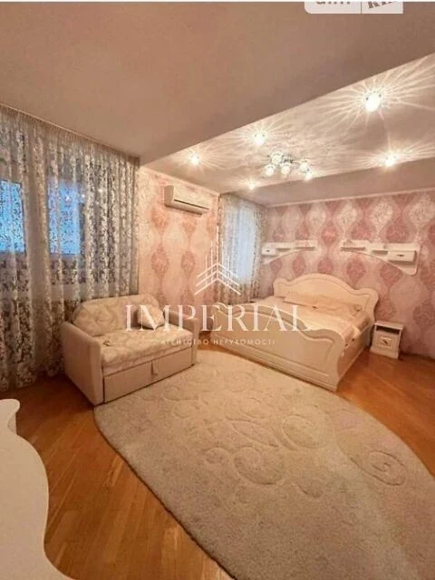 Довготривала оренда 2к квартири на просп. Петра Григоренка 2