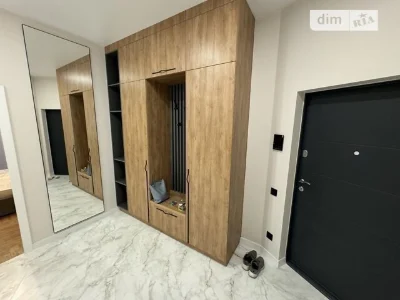 Довготривала оренда 3к квартири на просп. Берестейський 11 •