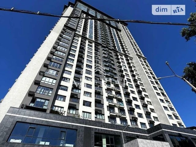 Довготривала оренда 2к квартири на пров. Берестейський 5В •