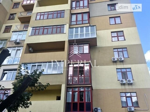 Довготривала оренда 3к квартири на вул. Коновальця Євгена 36