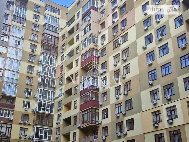 Довготривала оренда 3к квартири на вул. Коновальця Євгена 36